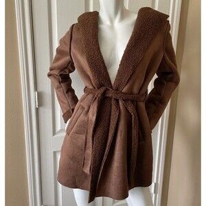 Kut from the Kloth Emelie Hooded Faux Suede Wrap Coat Women’s Sz M
